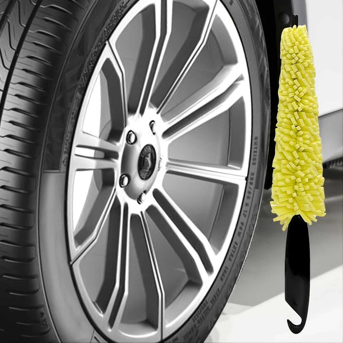 Effortless Tire Rim Cleaner - Quick and Easy Wheel Cleaning Tool